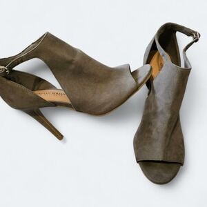 Christian Siriano Gray Suede Peep Toe Heels Stiletto Booties Size 7.5